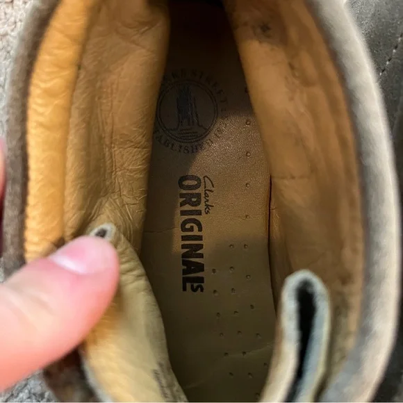 🥾 Boys Clarks Original Shoes - Wide Width, Leather, Heirloom Quality Shoes - Picture 2 of 8